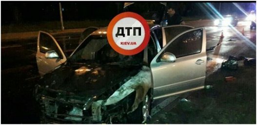 В Киеве сгорела Skoda Octavia