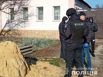 В Харькове задержан мужчина, угрожавший подорвать себя и полицейских. Появилось видео