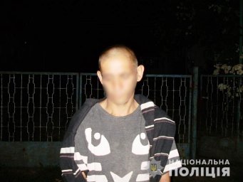 На Закарпатье мужчина ударил пасынка ножом