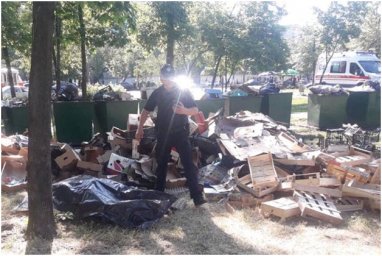 В Киеве под кучей мусора нашли тело мужчины