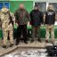 На важкодоступній ділянці кордону України з Румунією затримали порушників. З’явилося відео