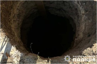 На Тернопільщині чоловіка заживо засипало ґрунтом. Поліція веде розслідування