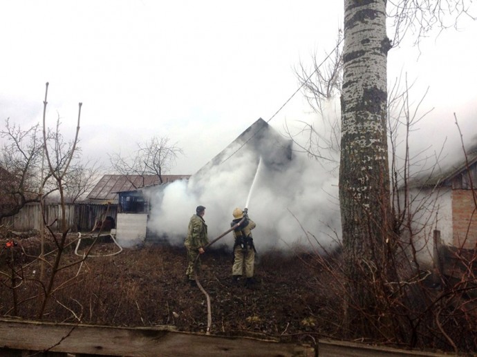 При пожаре в Котельве погибла женщина