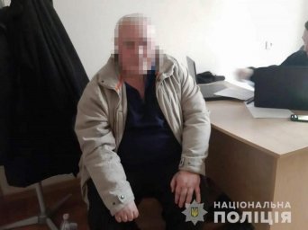 В Киеве мужчина ударил соседа ножом
