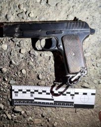 У Воловці чоловік влаштував стрілянину посеред вулиці