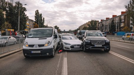 Масштабное ДТП в Днепре. Появилось видео