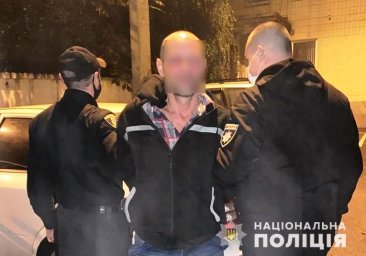 В Белой Церкви мужчина выбросил знакомого из окна