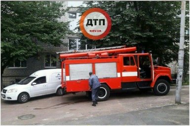 В Киеве в одной из многоэтажек произошел пожар в шахте лифта