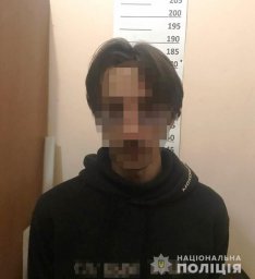 В Киеве мужчина напал на таксиста