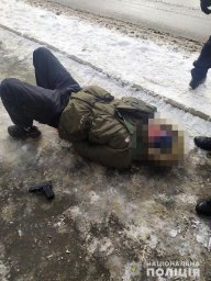 В Черкассах мужчина устроил стрельбу