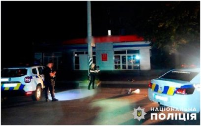 У Полтаві двоє чоловіків зсовували відносини за допомогою пістолета та бейсбольної бити