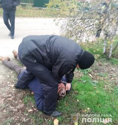 В Мироновке мужчина ударил топором знакомого