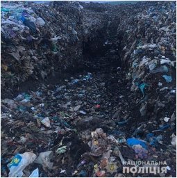 Под Николаевом на свалке погиб ребенок. Появилось видео