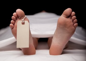 В Бердянске санитар морга похитил украшения с трупа