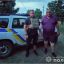 На Запоріжчині поліцейський офіцер громади врятував чоловіка з палаючої автівки