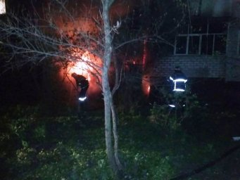 В Кременчуге из пожара спасли женщину