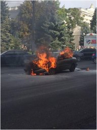 В центре Харькова загорелся Lanos