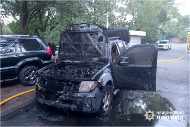 В Черкасах затримано двох паліїв військових авто. З’явилося відео