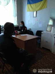 В Краснореченском мужчина пытался убить жену