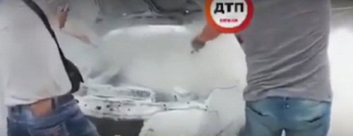 В Киеве на Большой Окружной горел автомобиль