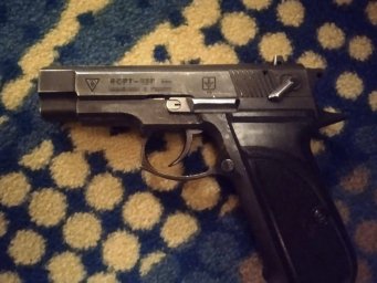 Во Львове мужчина устроил стрельбу в гостинице