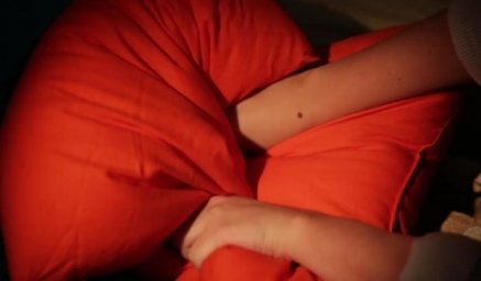 В Одессе женщина пыталась убить своего ребенка. Появилось видео