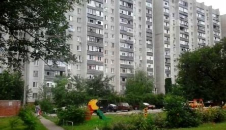 В Харькове женщина покончила с собой
