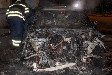 В Днепре сгорел автомобиль