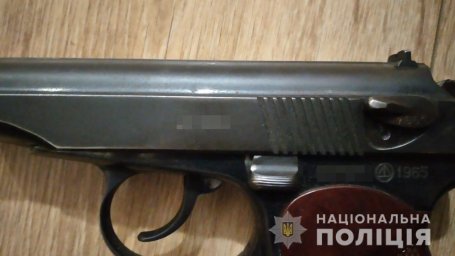В Никополе мужчина убил полицейского