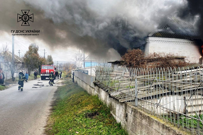 В Днепре при пожаре погиб мужчина. Появилось видео