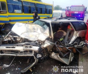 В ДТП в Каменке-Бугской пострадали шесть человек