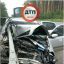Под Киевом водитель нанизал автомобиль на отбойник