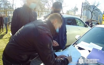 В Черкасской области сотрудник полиции незаконно прослушивал телефонные разговоры
