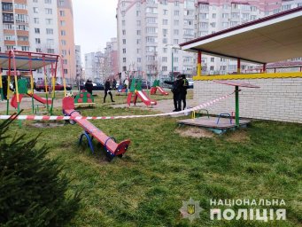 В Виннице полиция расследует обстоятельства взрыва на территории детского сада. Появилось видео