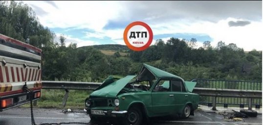 Лобовое столкновение на трассе Киев-Чоп
