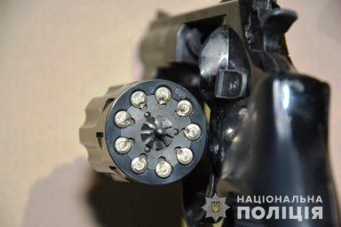 В Новом Роздоле мужчина застрелил свою мать