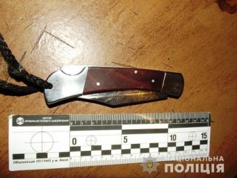 В Киеве мужчина ударил ножом отца сожительницы