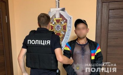 В Ужгороде двое мужчин избили и ограбили пожилого мужчину