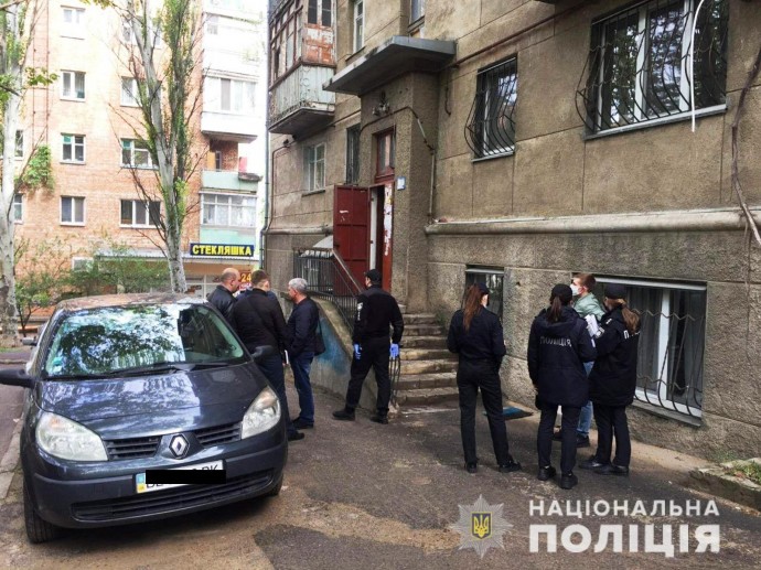 В Николаеве мужчина ударил жену ножом