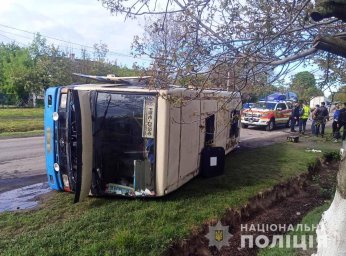 В Ровненской области опрокинулся пассажирский автобус