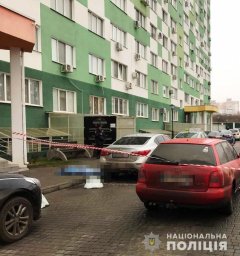 В Одессе мужчина выбросился из окна