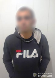 В Запорожье мужчина ударил знакомого ножом