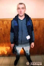 В Кременной мужчина избил подростка