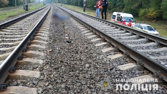 В Боярке поезд сбил женщину
