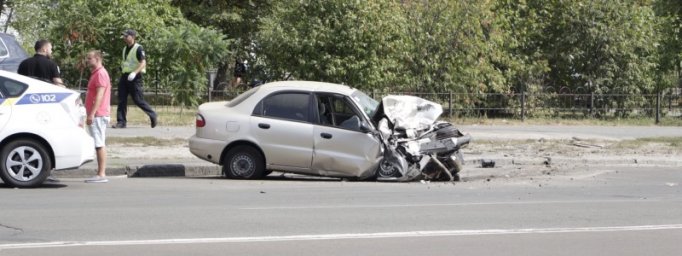 В ДТП в Киеве погиб мужчина