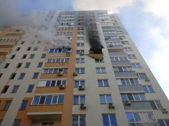 В Киеве выясняют обстоятельства взрыва в жилом доме