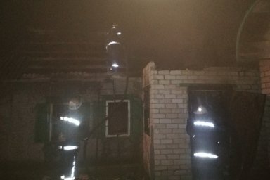 В Лозовой при пожаре погиб мужчина В Лозовой при пожаре погиб мужчина