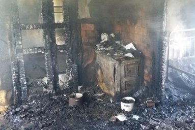 При пожаре в Харьковской области погиб мужчина