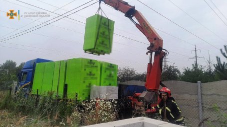 Во Львовской области мужчину ударило током