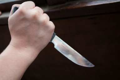 У Павлограді чоловік намагався вбити жінку